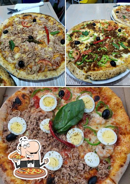 Order various kinds of pizza