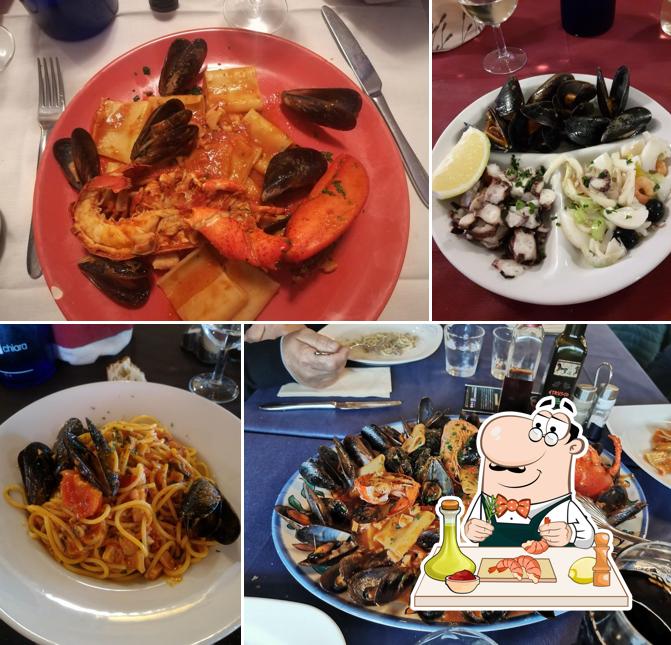 I clienti di Ristorante Il Vesuvio possono avere vari prodotti di cucina di mare