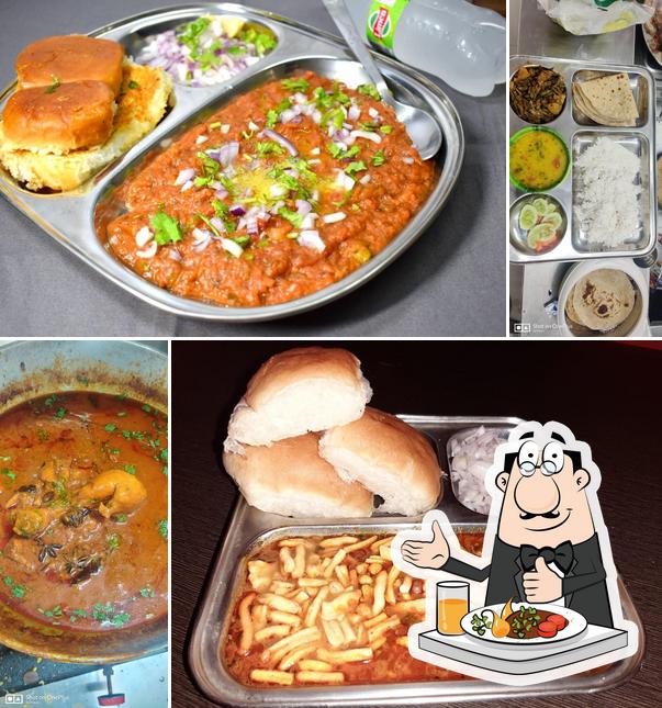 Food at Momo's Station - Yash Ranade