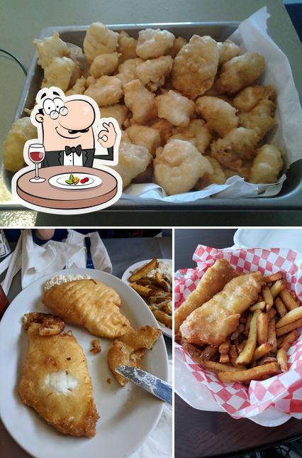 Еда в "Clancy's Fish And Chips"