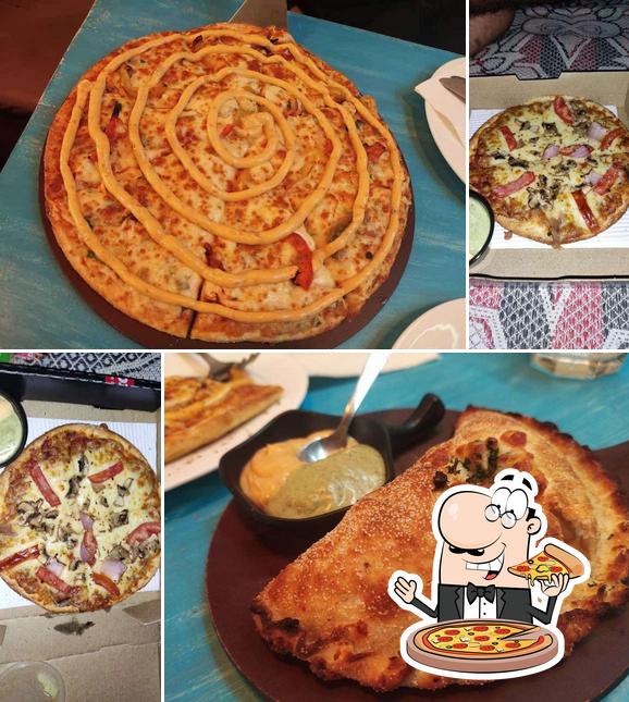 Order pizza at Tossin Pizza Hill Road Bandra Best Pizza in Mumbai
