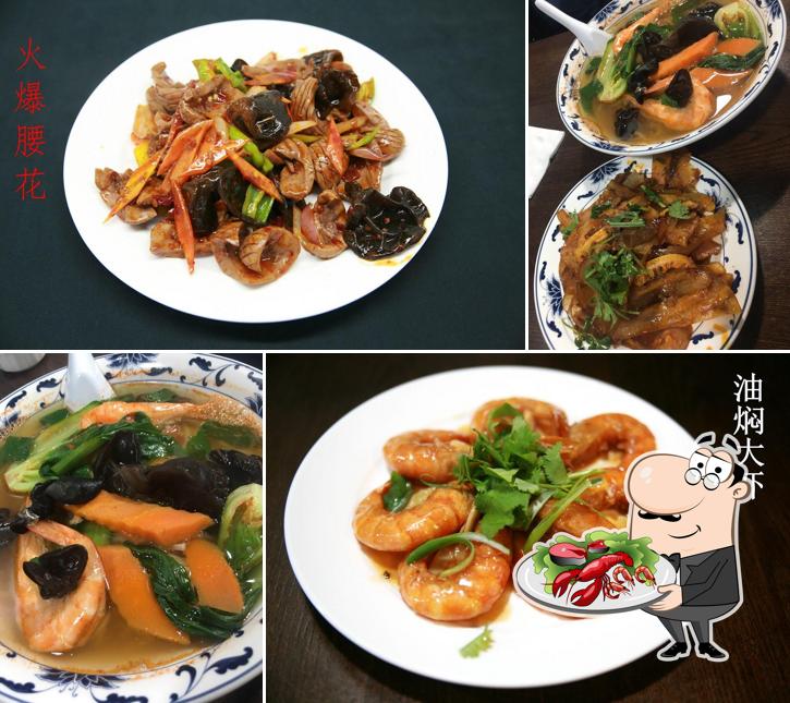 Get seafood at China Taste--中国味道