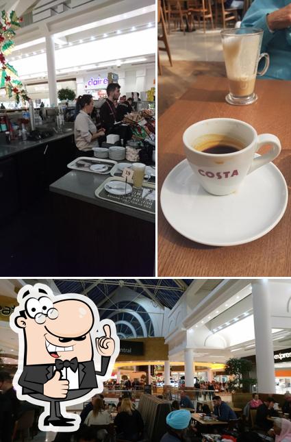 Mire esta foto de Costa Coffee
