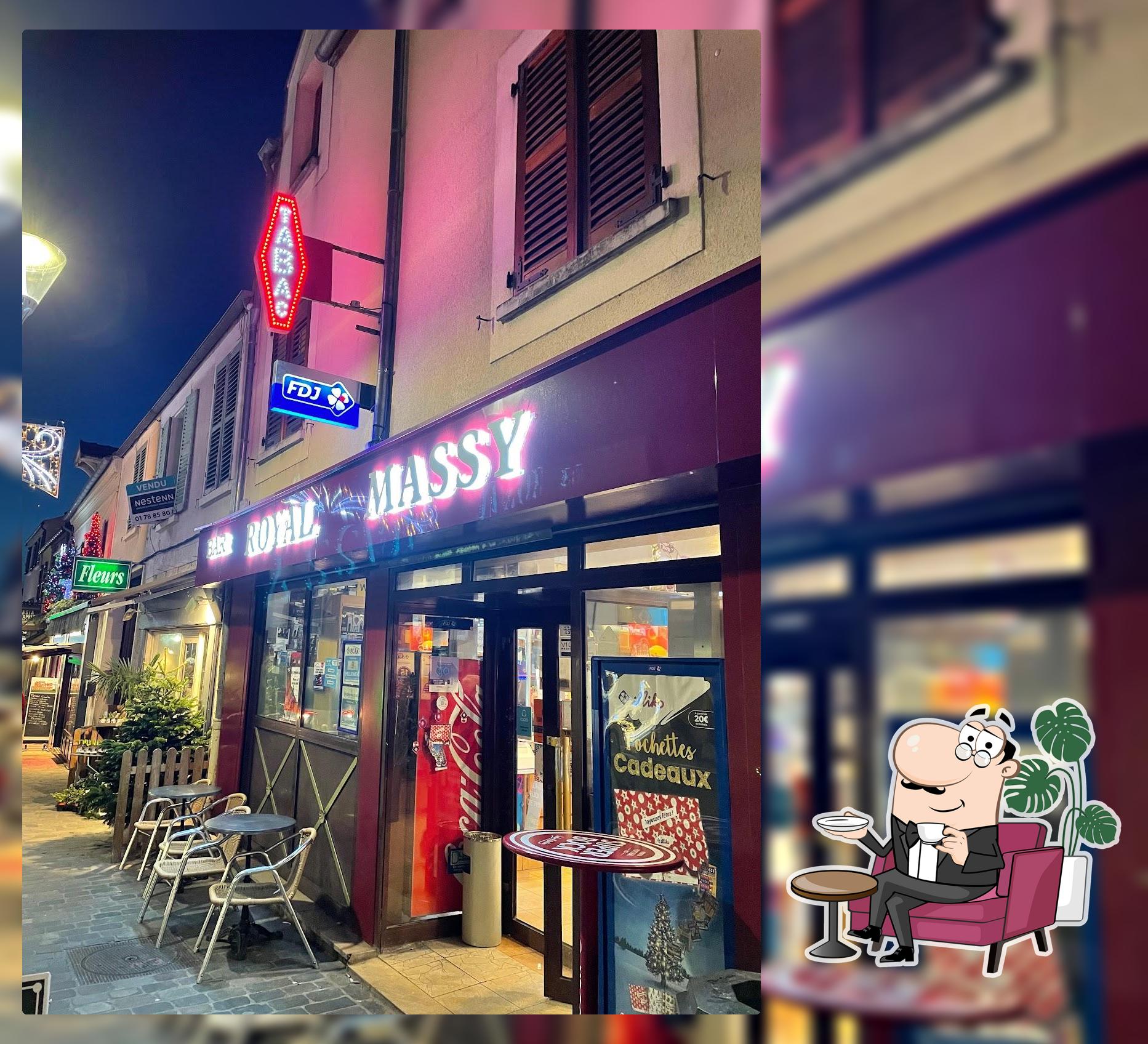 Bar Royal Massy