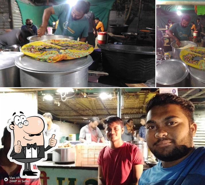 Garib Nawaz Biryani And Egg Roll