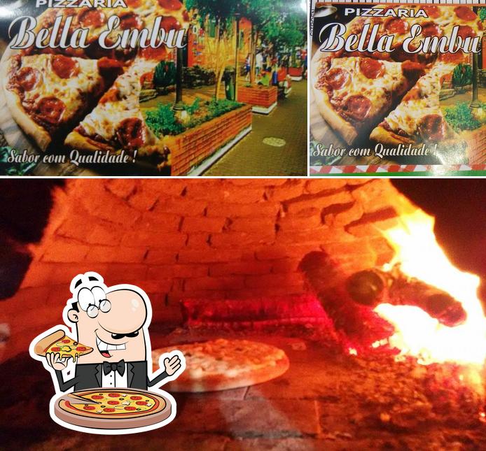 Order pizza at Pizzaria Bella Embu