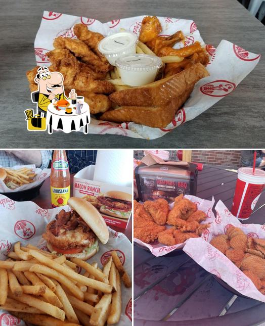 Slim Chickens, 8712 N Rd in Owasso Restaurant menu and reviews