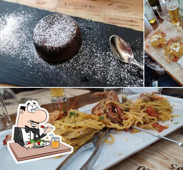 Osteria Pizzeria Il Vecchio Poggio se distingue par sa nourriture et boisson