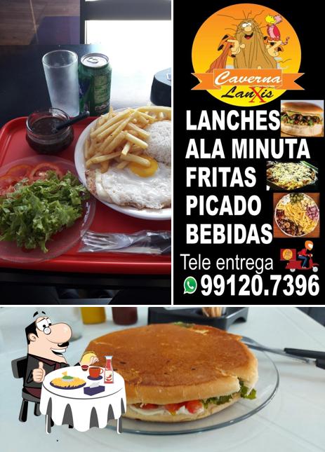 Experimente um hambúrguer no Hiper Fritas Lanches , Xis, lancheria Ala-minuta picadão