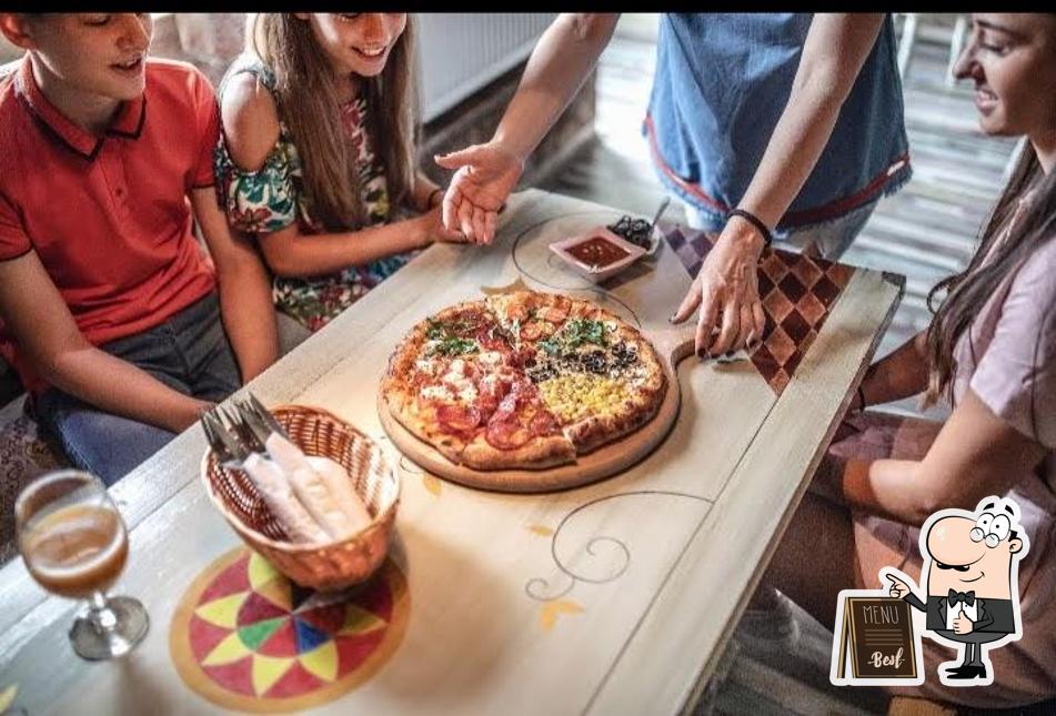 Vea esta foto de Mozaik Restoran i Pizzeria