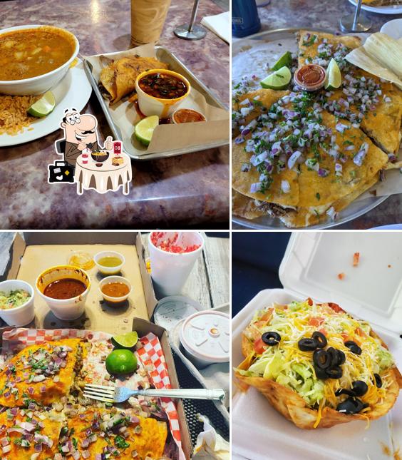 Los Tamales in Restaurant menu and reviews