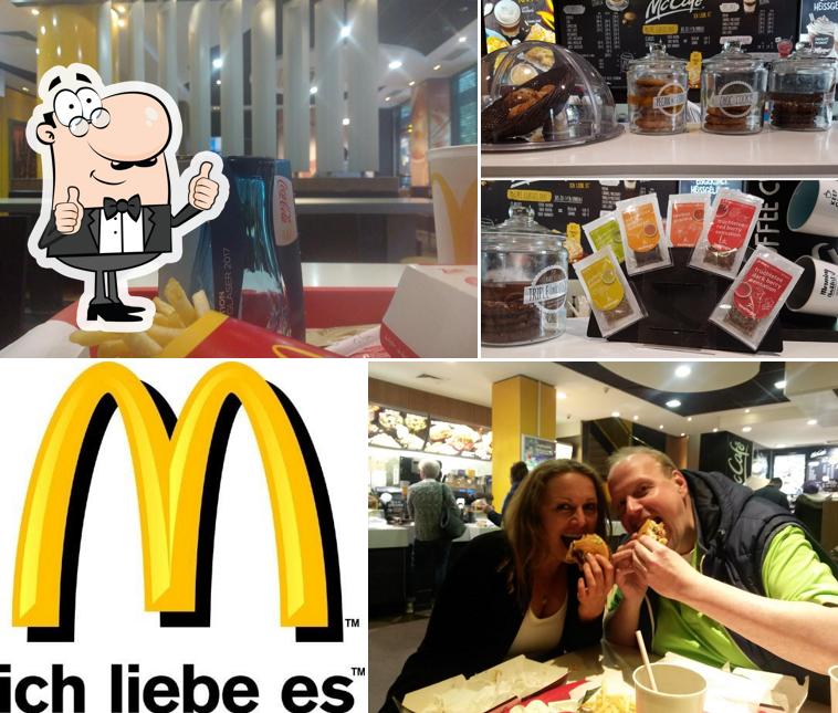 Voici une image de McDonald's