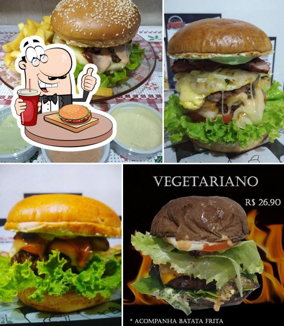 Delicie-se com um hambúrguer no Artesanal Burguer