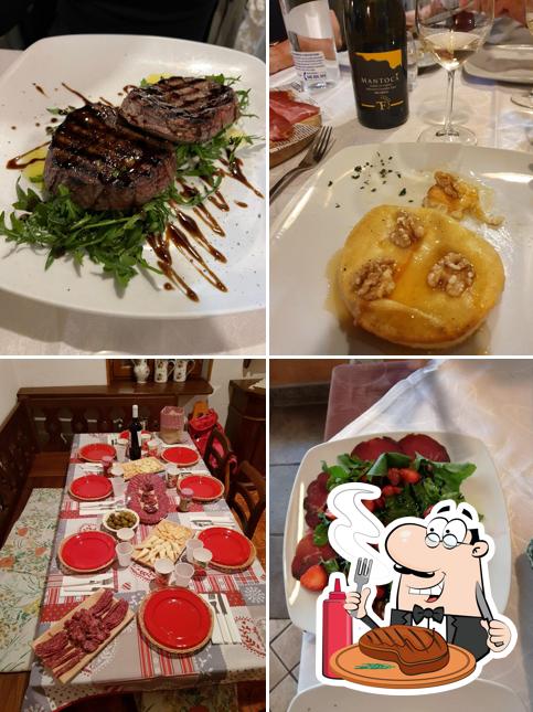 Pizzeria Trattoria Antichi Sapori Con Forno A Legna E Cucina Tipica