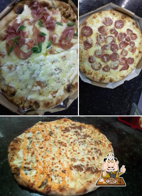 No Pizzaria Oli, você pode provar pizza