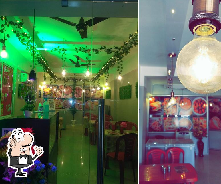 M. D. Snacks & Cafe, Ahmedabad Restaurant menu and reviews