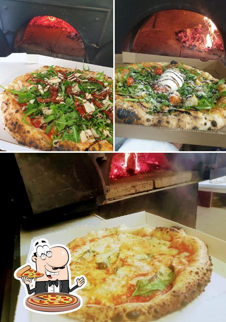 Essayez des pizzas à Da pippone pizzeria napoletana Verace