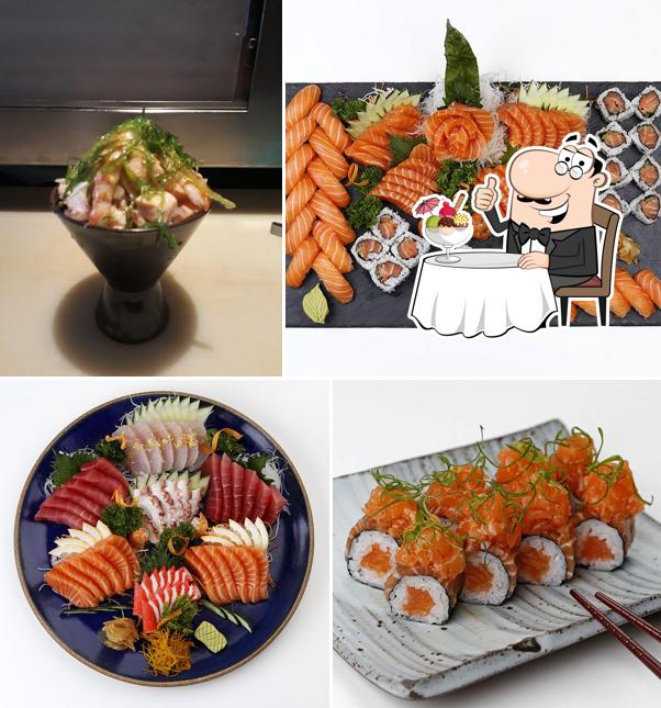 Sushi Papaia Veiga Filho serve uma seleção de sobremesas