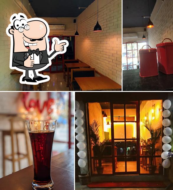 The Red Door Cafe
