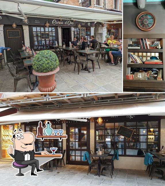 Siediti a un tavolo di Pizzeria Trattoria Conca D'Oro