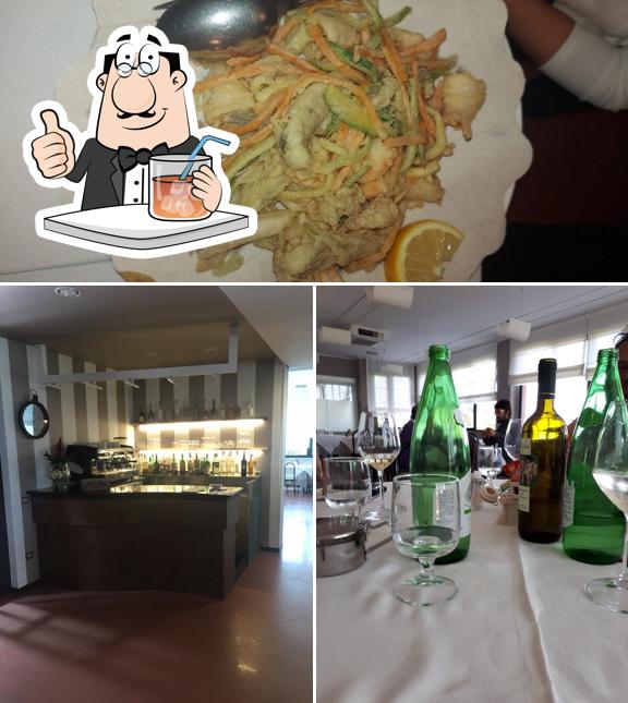 La bevanda e cibo del ristorante