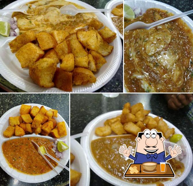 Meals at Balwant Pav Bhaji Centre