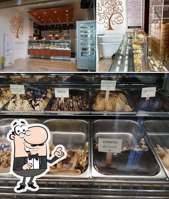 Gli interni di Gelateria Artigianale Aquolina