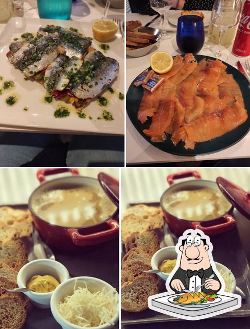 RESTAURANT "La Barque Bleue" à MEZE