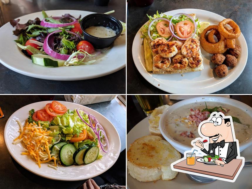 Dave's Oyster Bar and Grill, 4699 Gulf Breeze Pkwy in Pensacola Beach Restaurant menu and reviews