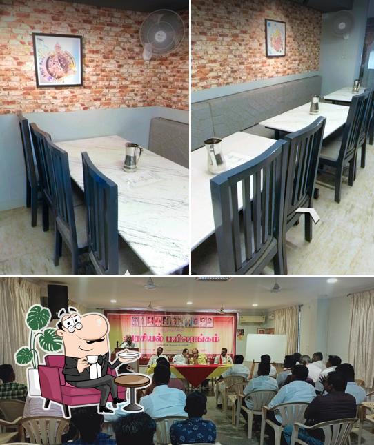 The interior of JKANS Foods
