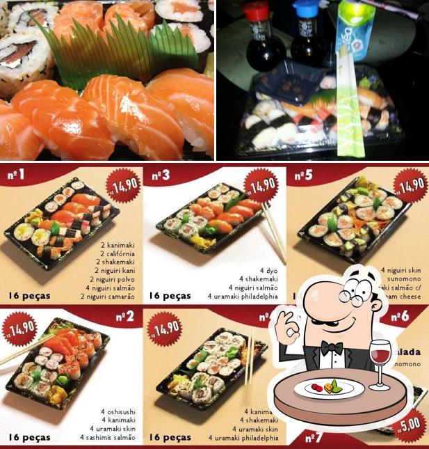 Comida em sushi pronto