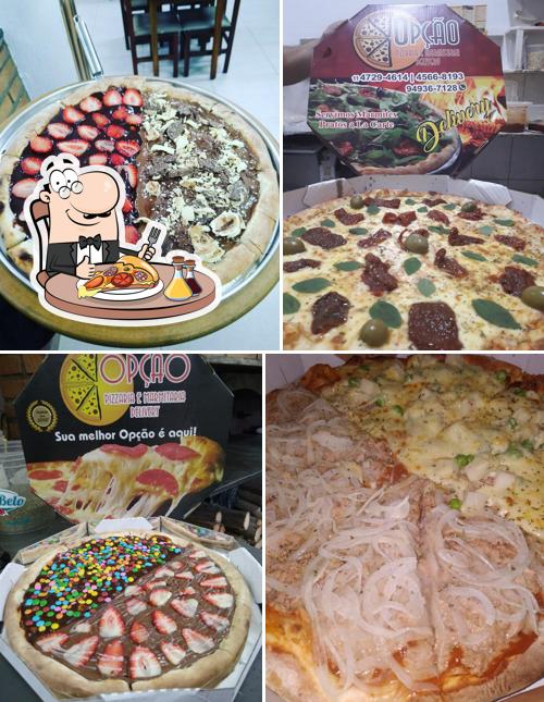 No Pizzaria Opção Jundiapeba, você pode pedir pizza