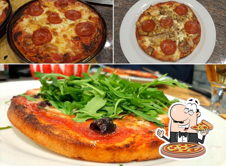 A Pizzeria Il Tegamino di Loiero, puoi prenderti una bella pizza