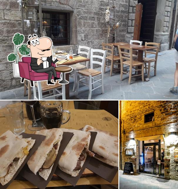 Dai un'occhiata agli interni di La Cresciamia - Gubbio
