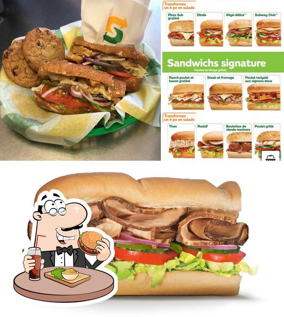 Commandez un hamburger à Subway