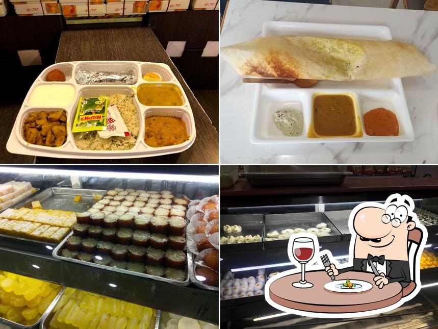 Shree Ganga, Freeganj, Ujjain, No50 Restaurant menu and reviews