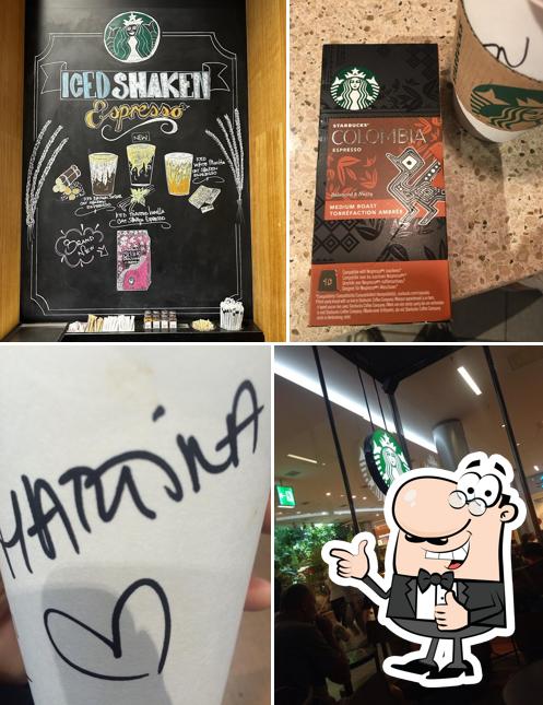 Ecco una foto di Starbucks