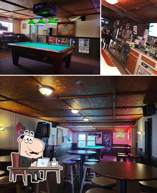 Dousman House, 128 N Main St in Dousman Restaurant reviews