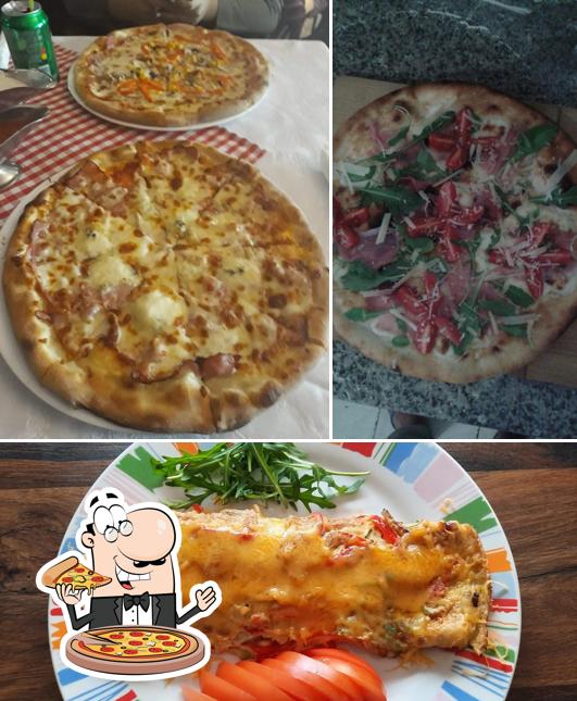 Choisissez des pizzas à Bistro Toscana