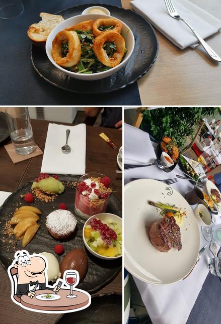 Еда в "Black Cow | Little Cow - Lunch & Casual Fine Dining Restaurant"