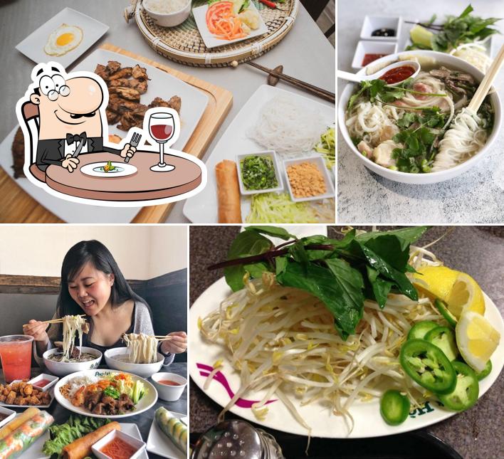 Plats à Phở Hòa + Jazen Tea (Surrey)