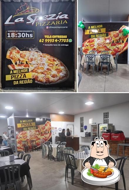 Esta é a foto ilustrando comida e interior a La Spezia Pizzaria