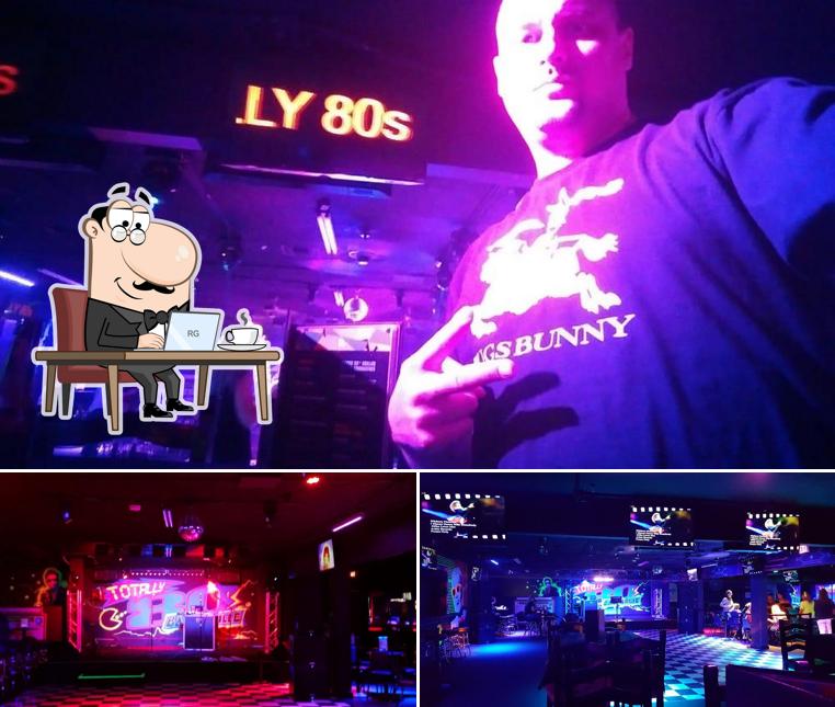 Totally 80's Bar and Grille in Fullerton Restaurant menu and reviews