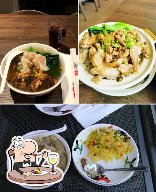 Hon's Wonton House Broadway Station in Vancouver Restaurant reviews