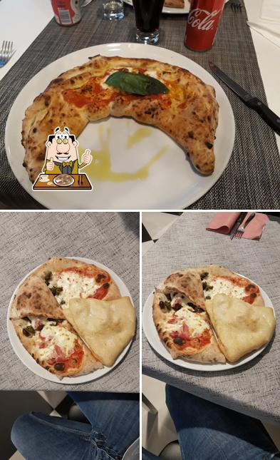 Scegli una pizza a Ferrari Caffè