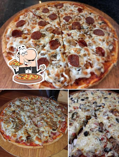 Try out pizza at Ciela's Pizza Calvinia