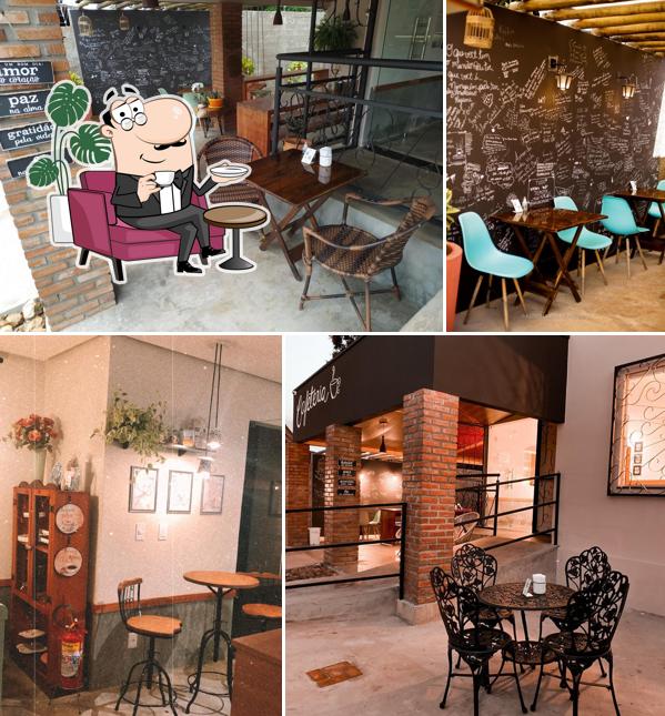 Flora Café