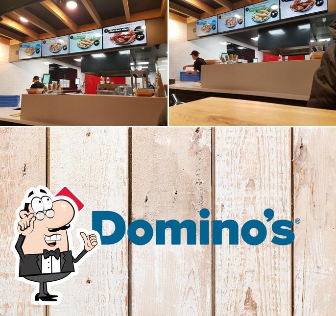 L'intérieur de Domino's Pizza