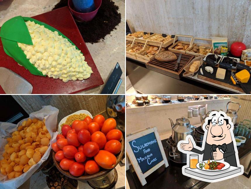 Meals at Momo Cafe