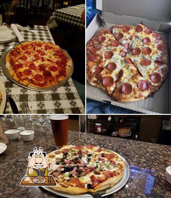 Sammio's Italian Restaurant, 2623 Raeford Rd in Fayetteville